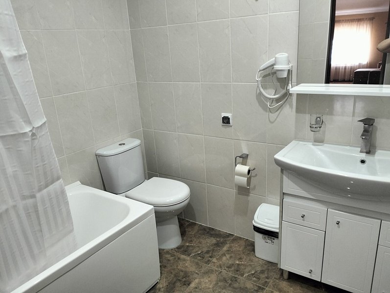 Люкс 6-местный 3-комнатный