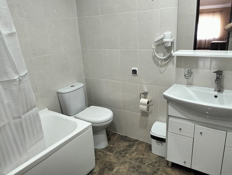 Люкс 6-местный 3-комнатный