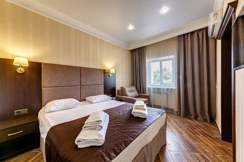 Полулюкс 3-местный