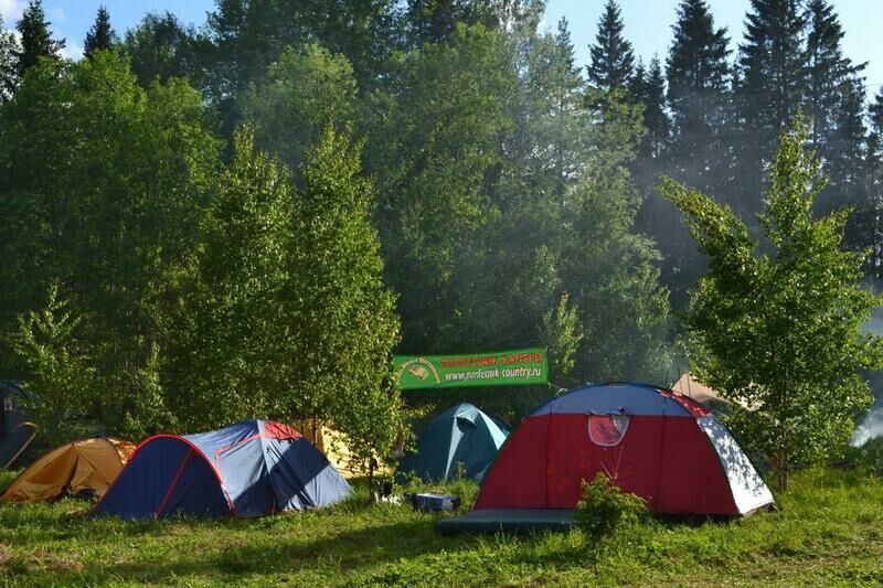 Кемпинг в Карелии с палатками