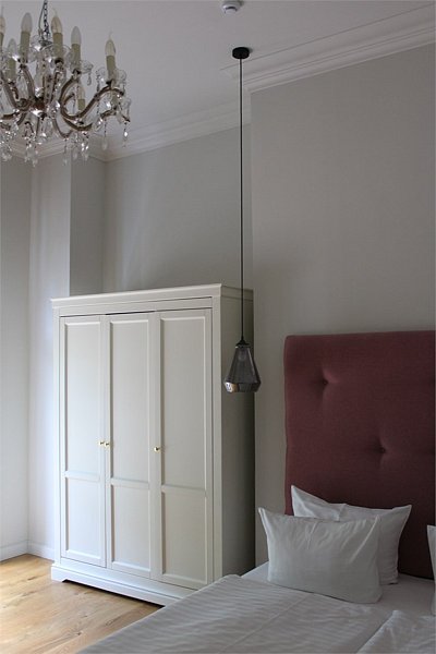 Апартаменты 4-местный 3-комнатный ( в особняке у озера)