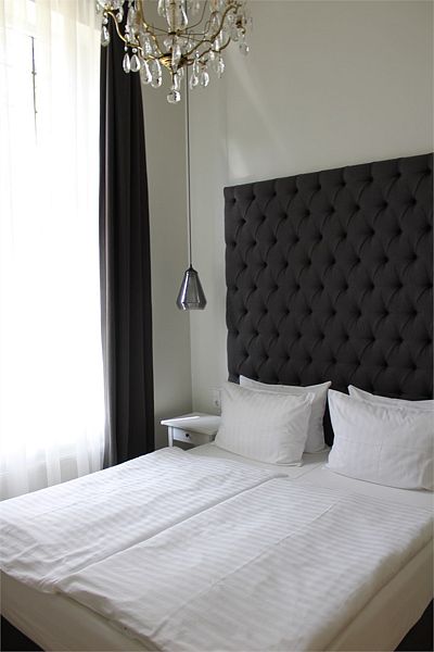 Люкс 2-местный 2-комнатный (в особняке у озера)