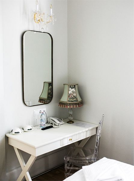 Люкс 2-местный 2-комнатный (в особняке у озера)