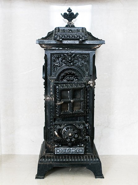 Люкс 2-местный 2-комнатный (в особняке у озера)