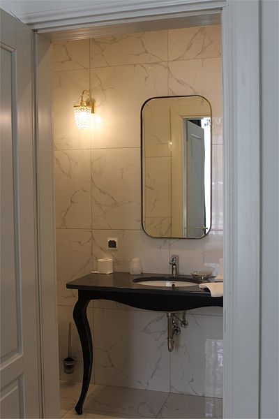 Люкс 2-местный 2-комнатный (в особняке у озера)