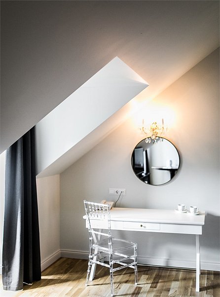 Полулюкс 2-местный 1-комнатный (в особняке у озера)