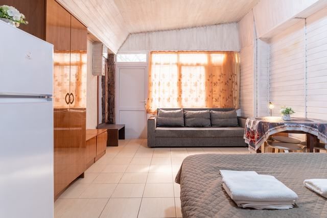 Студио 4-местный 1-комнатный