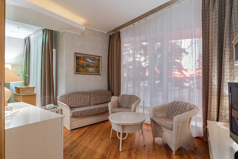 Люкс 2-местный 2-комнатный (А4)