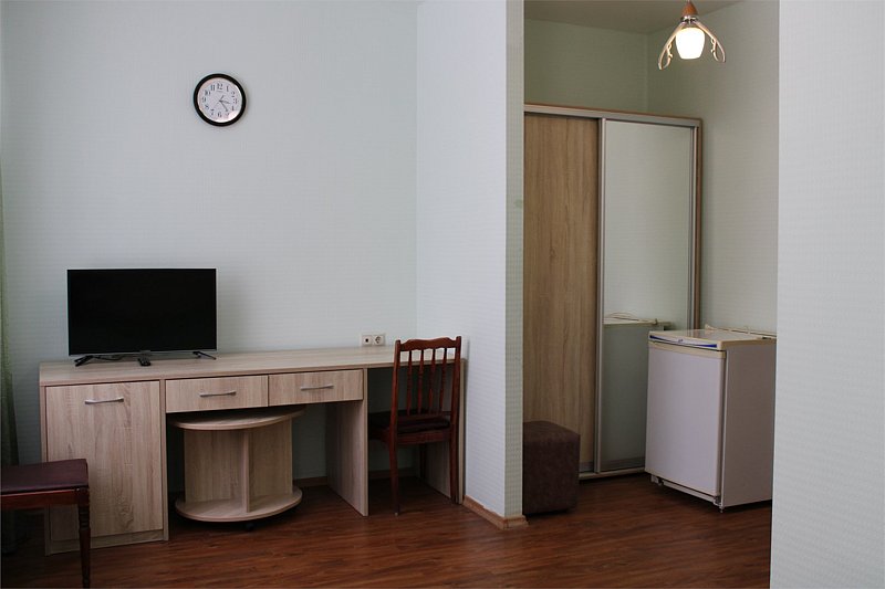 Стандартный 1-местный 1-комнатный (корпус Солнечный)