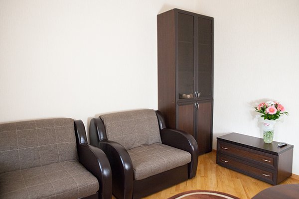 Улучшенный 2-комнатный улучшенный 1 категории