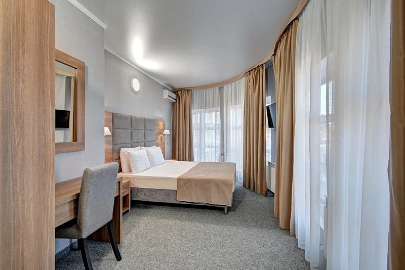 Люкс 4-местный 2-комнатный