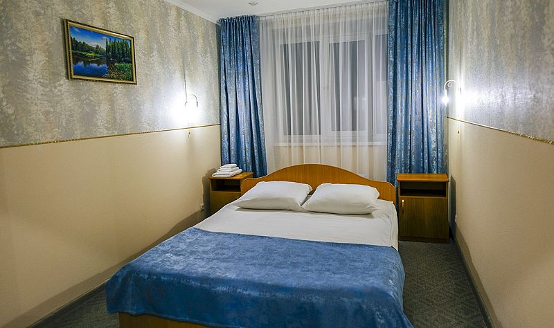 Люкс 4-местный 3-комнатный