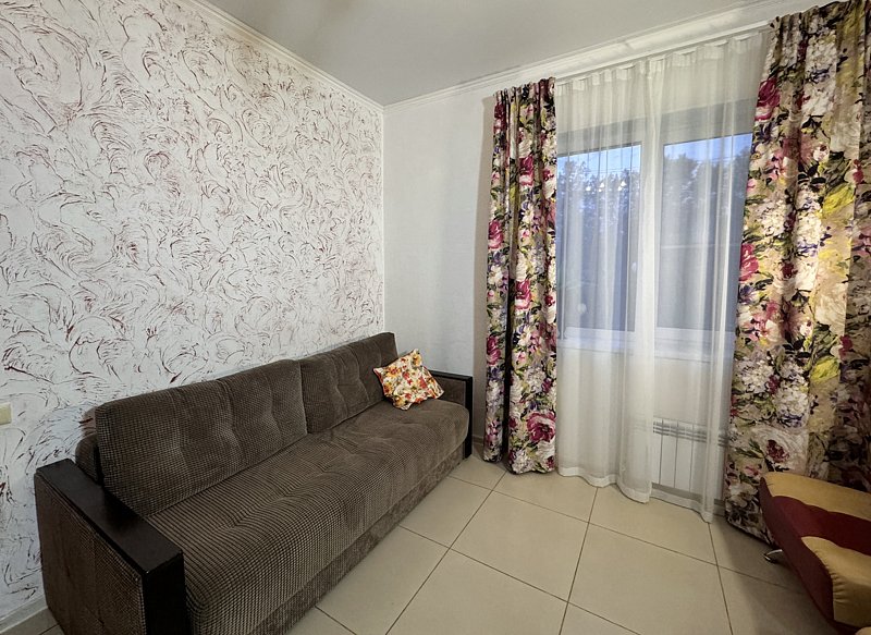 Апартаменты 6-местный 3-комнатный (с кухней, отдельный вход)