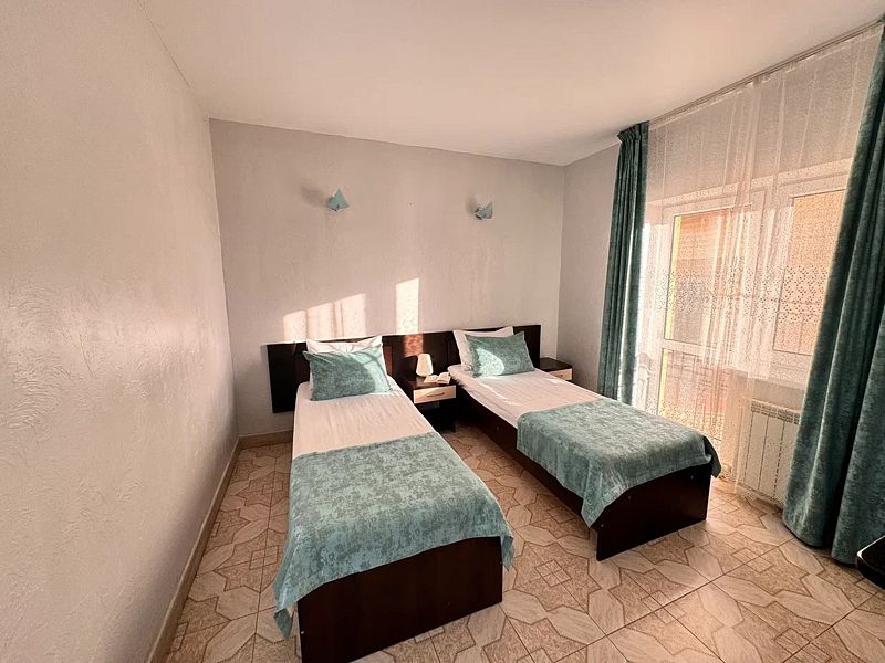 Семейный 5-местный 2-комнатный (с кухней)