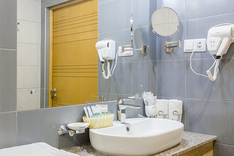 Люкс 2-местный 2-комнатный (вид на море)