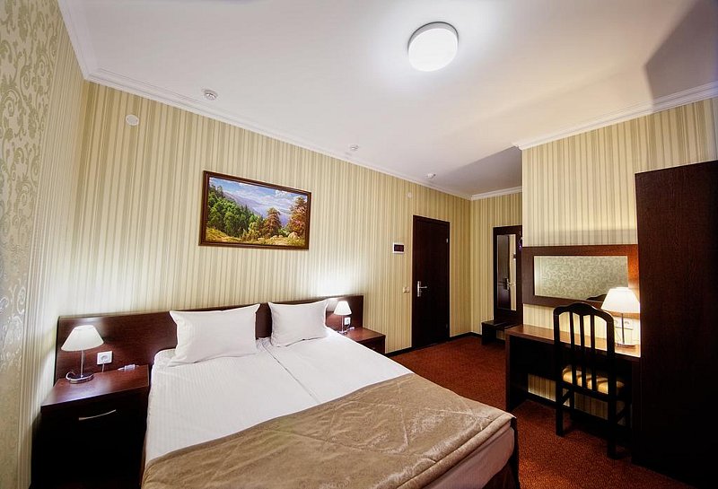 Стандартный 2-местный 1-комнатный DBL (с балконом)