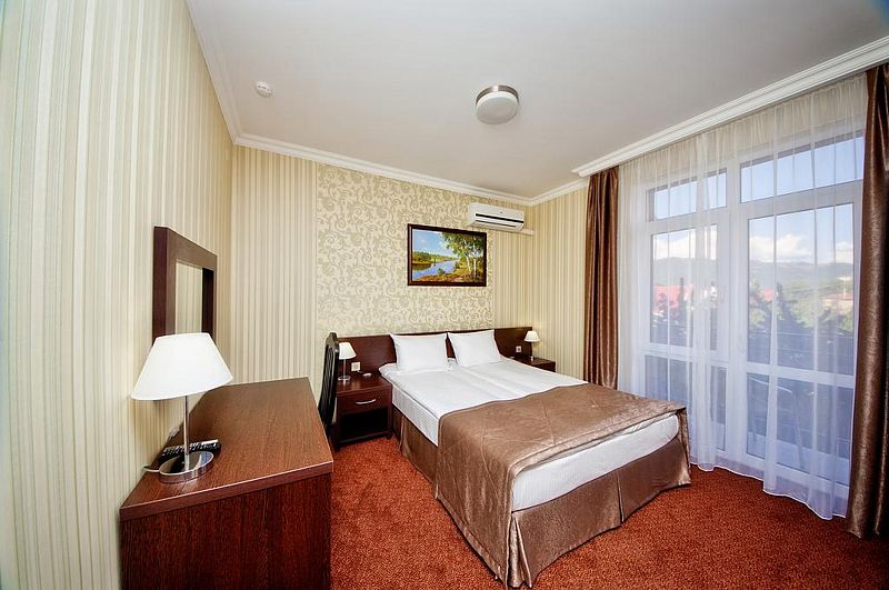 Стандартный 2-местный 1-комнатный DBL (с балконом)