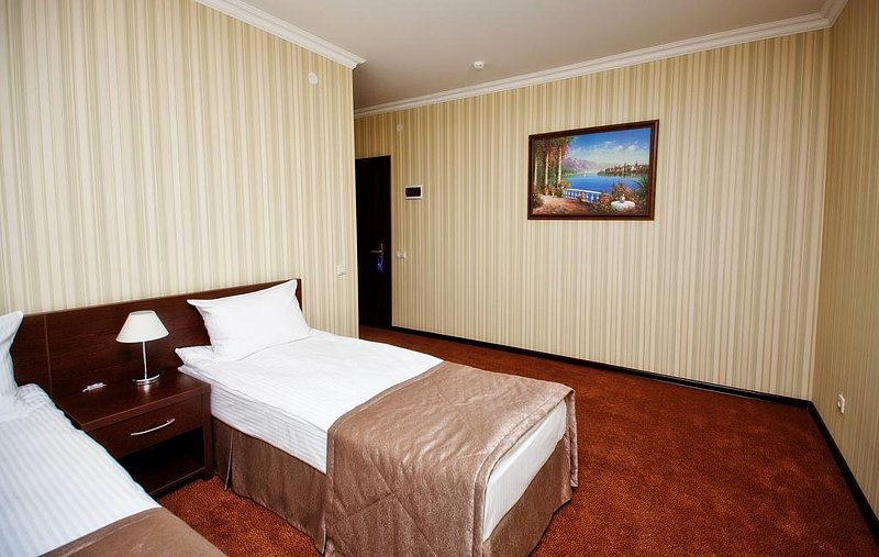 Стандартный 3-местный 1-комнатный (с балконом)