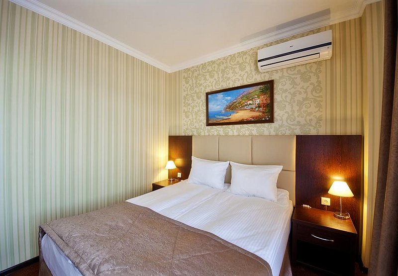 Улучшенный 2-местный 1-комнатный (с балконом)