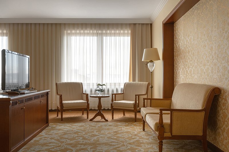 Полулюкс 2-местный (JUNIOR SUITE)