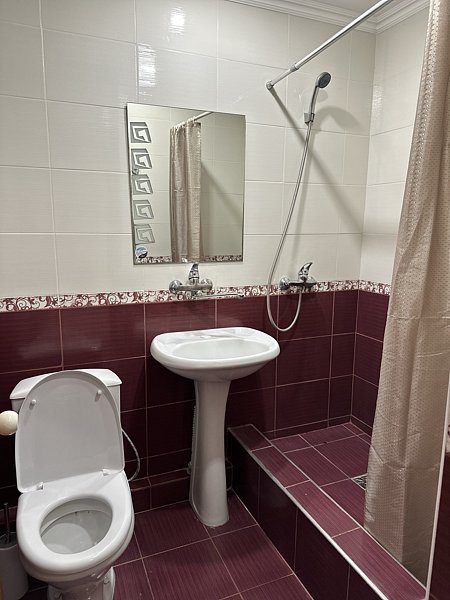 Бунгало 3-местный (1-категории, №4, вид на море)