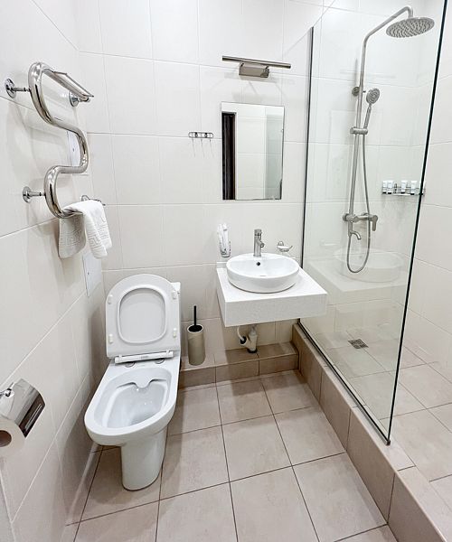 Коттедж 4-местный Premium 2-комнатный 2-уровневый