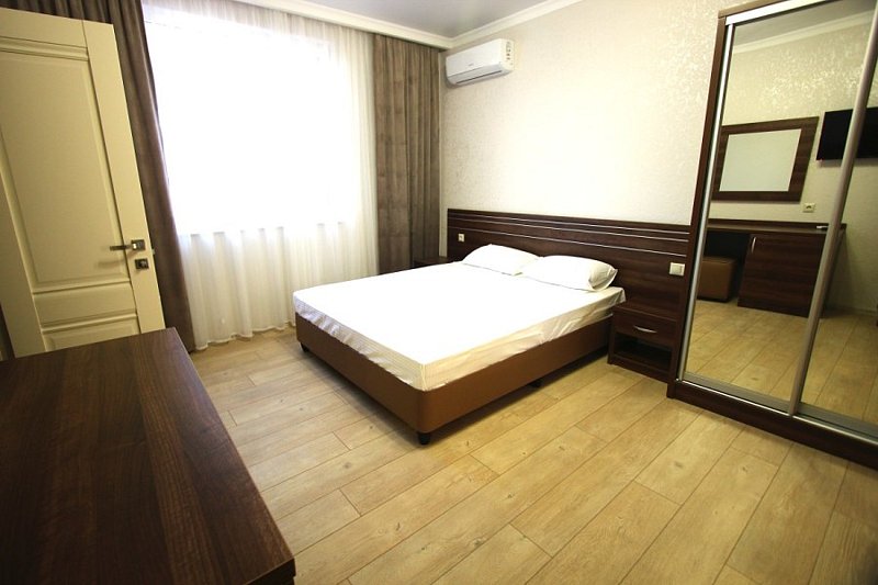 Люкс 4-местный 2-комнатный