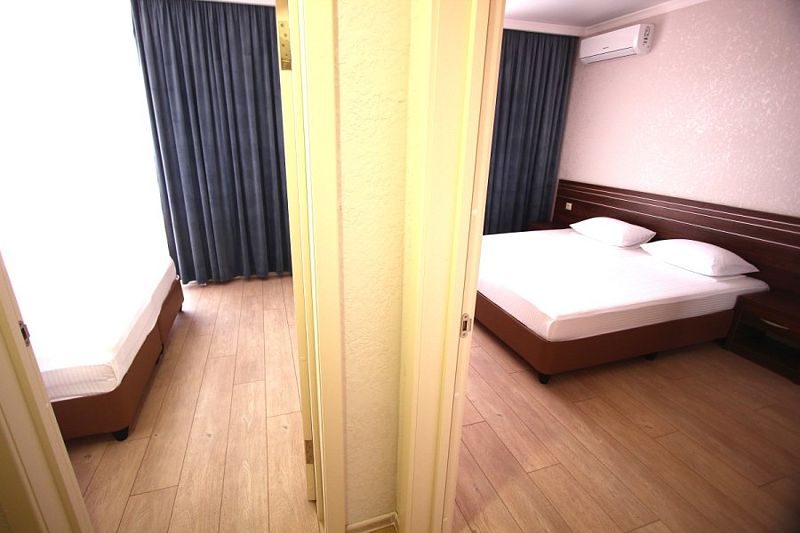 Люкс 4-местный 2-комнатный