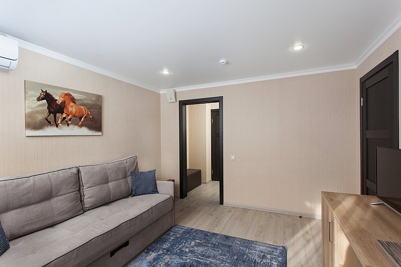 Люкс 2-местный 2-комнатный (с видом на Detox-зал)