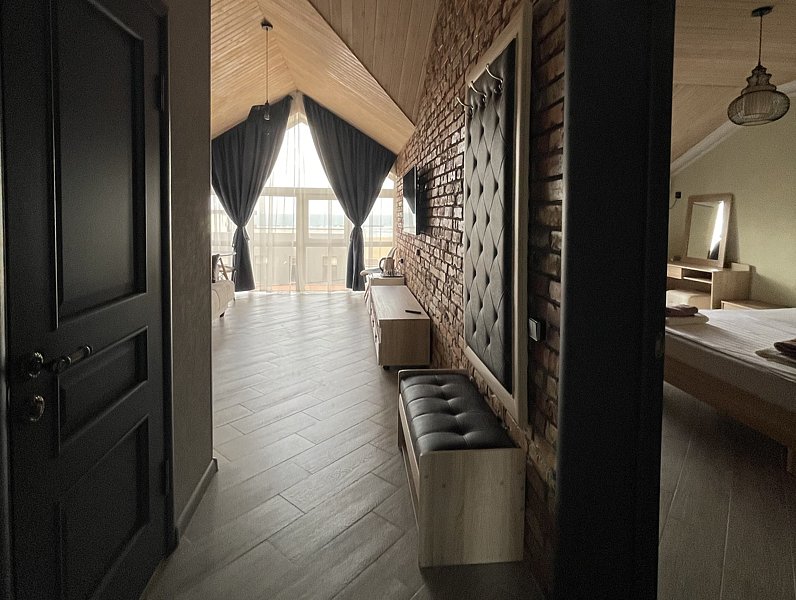 Lux 4-местный 1-комнатный (Family loft style)