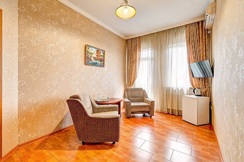 Люкс 3-местный 2-комнатный