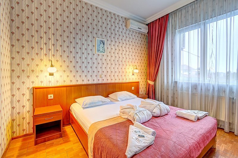 Улучшенный 2-местный (с балконом)