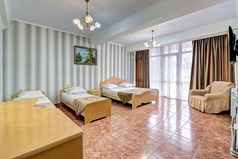 Семейный 3-местный