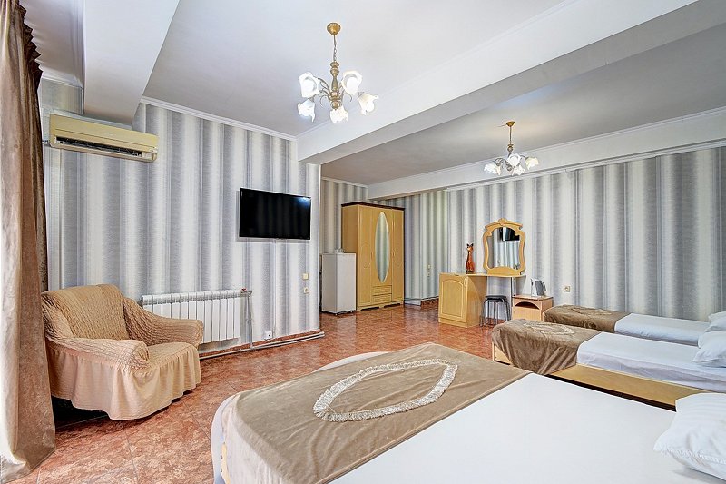 Семейный 3-местный