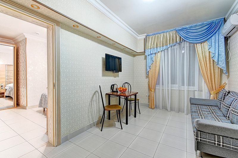 Стандартный 3-местный 2-комнатный