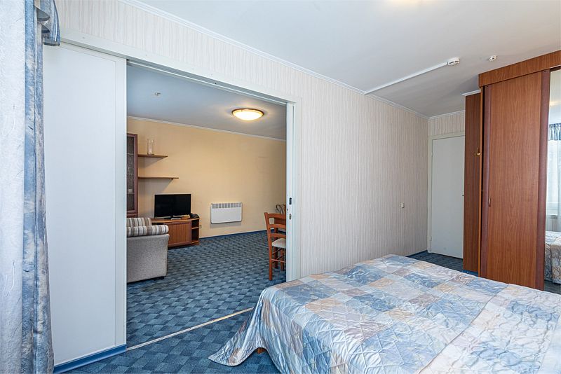 Апартаменты 2-местный 2-комнатный (№2-9 корпус 3)