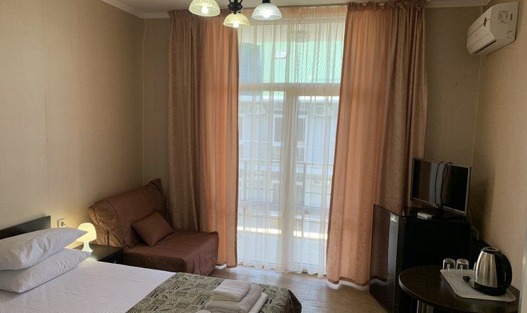 Стандартный 2-местный (2-4 этаж, с балконом)