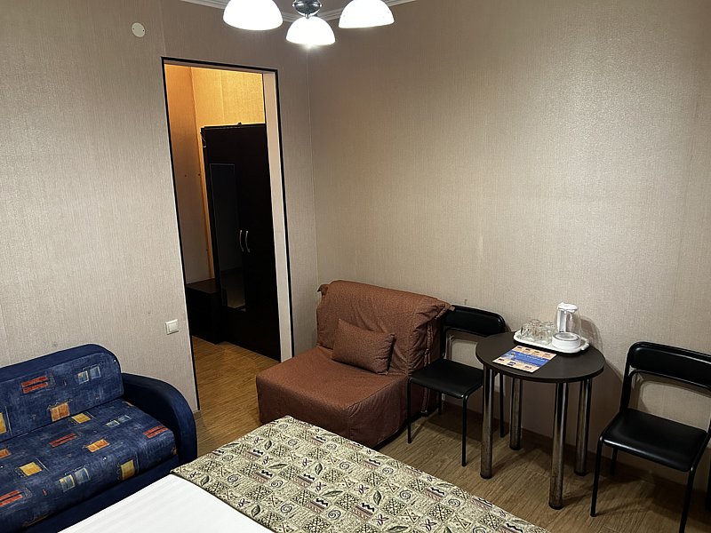 Стандартный Плюс 2-местный (4 этаж, с балконом)