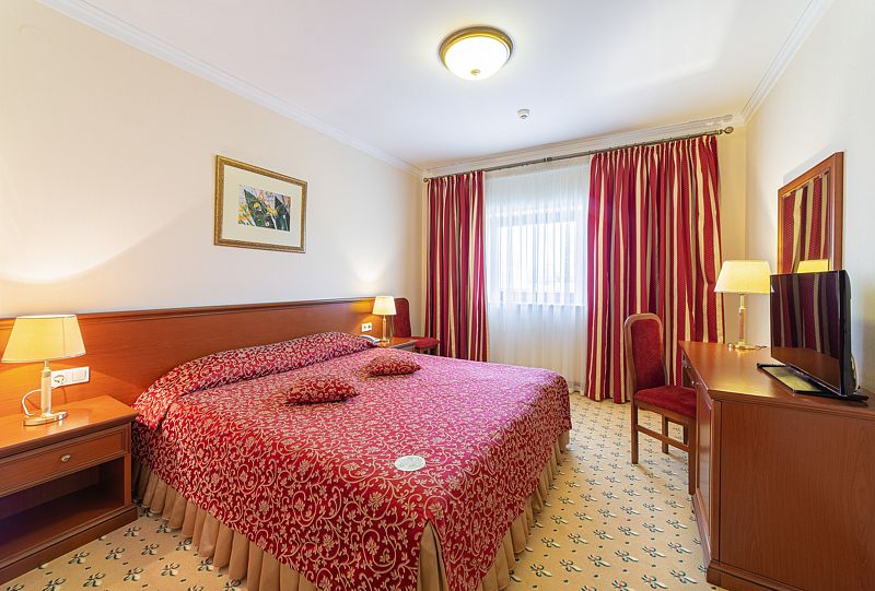 Люкс 2-местный 2-комнатный Дипломат