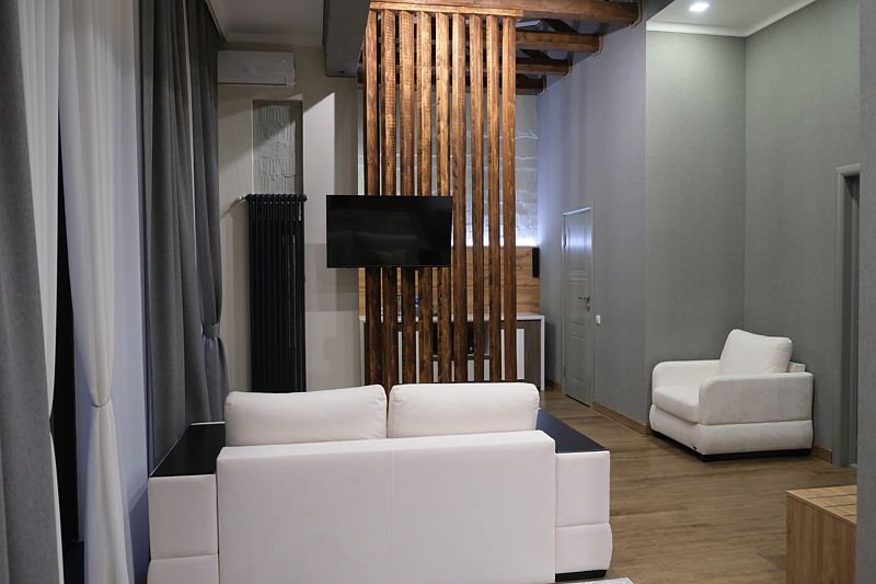 Люкс 2-местный 1-комнатный (с балконом)