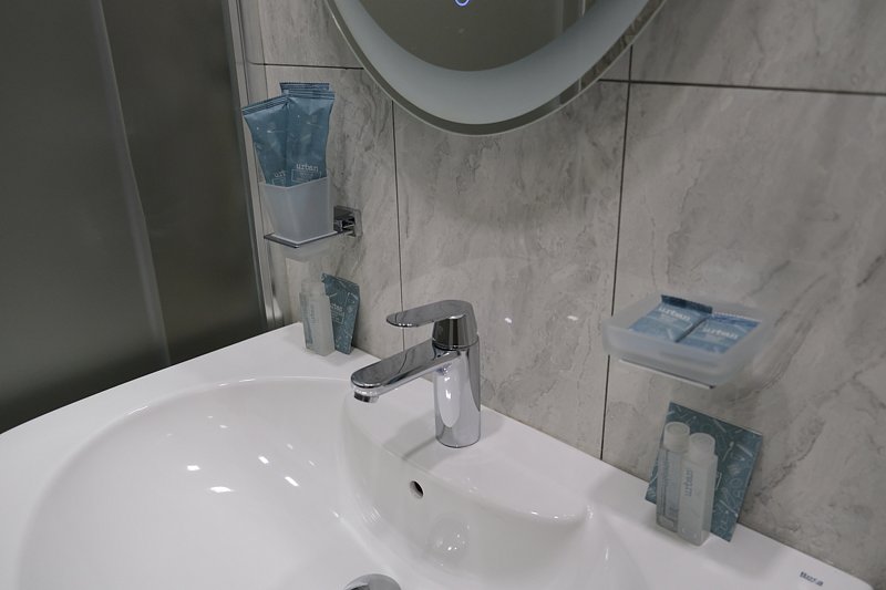 Люкс 2-местный 1-комнатный (с балконом)