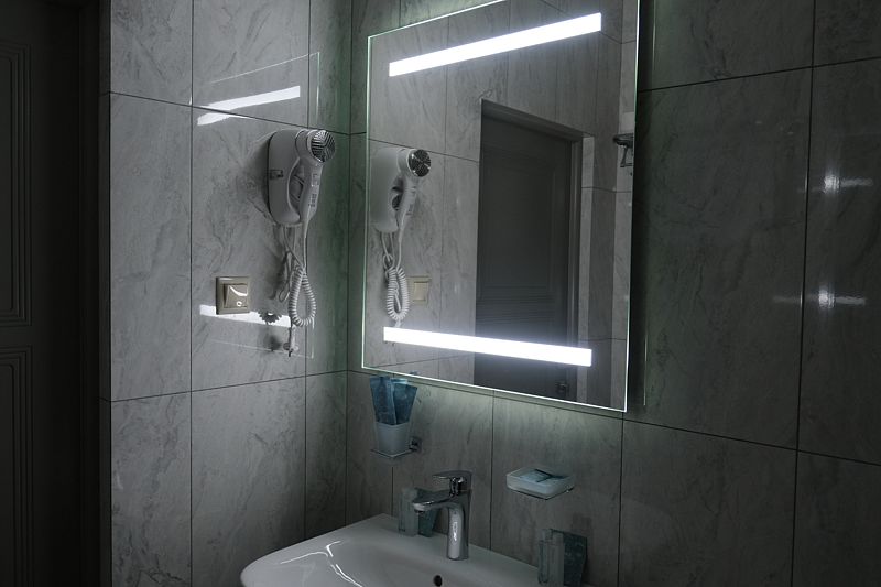 Люкс 2-местный 1-комнатный (с балконом)