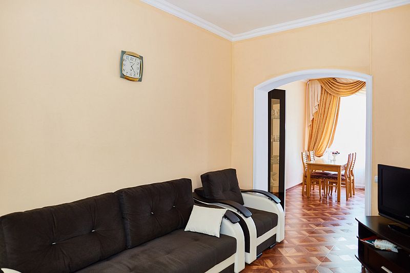 Люкс 2-местный 3-комнатный с балконом