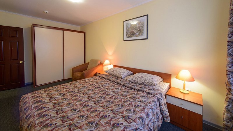 Улучшенный 2-местный 2-комнатный 1 категории (Парус 2)