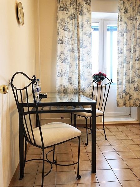 Апартаменты 4-местный 4-комнатный (Делюкс)