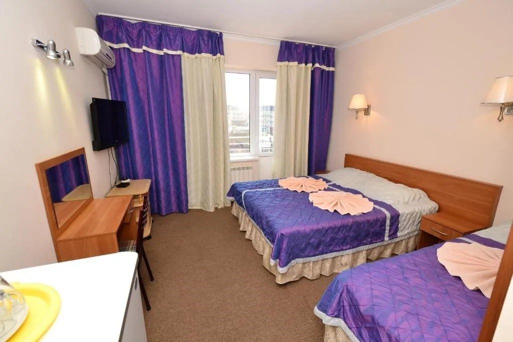 Стандартный 3-местный (с балконом)