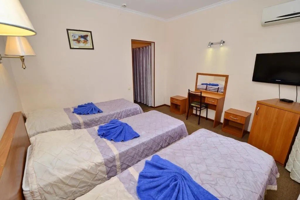 Стандартный 3-местный (без балкона)