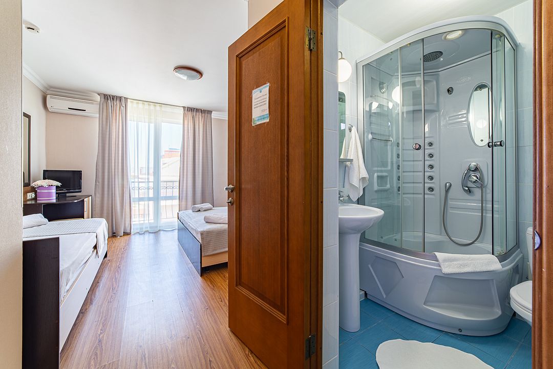 Комфорт плюс 3-местный