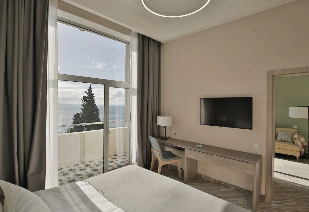 Lux 2-местный 2-комнатный (2 балкона, Gagra/Sea view)