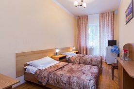 2 категория 2-местный 2-категории 1-комнатный  с балконом (2к2м1к1), Санаторий Надежда, Ессентуки